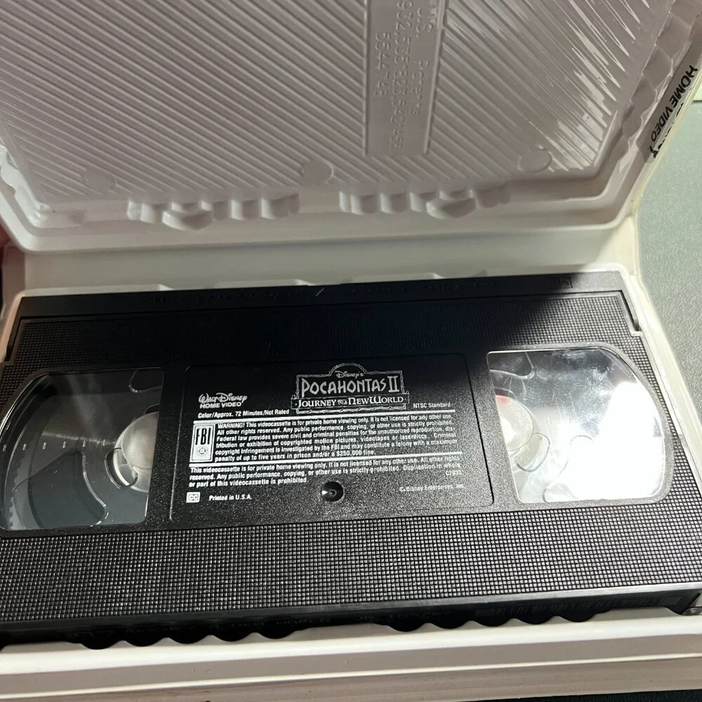 Disney VHS – Pocahontas II: Journey to a New World (1998) 12743-1 First Pressing